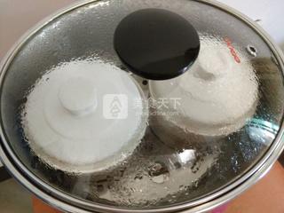 <a href=/shicai/shucai/NiuPang/index.html target=_blank><u>牛蒡</u></a>薏仁<a href=/shicai/rouqin/PaiGu/index.html target=_blank><u>排骨</u></a>汤