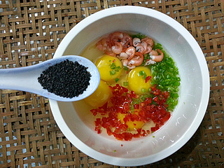 <a href=/shicai/rouqin/JiDan/index.html target=_blank><u>鸡蛋</u></a>炒虾