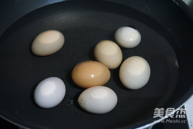 吃不够的五香茶叶蛋的做法