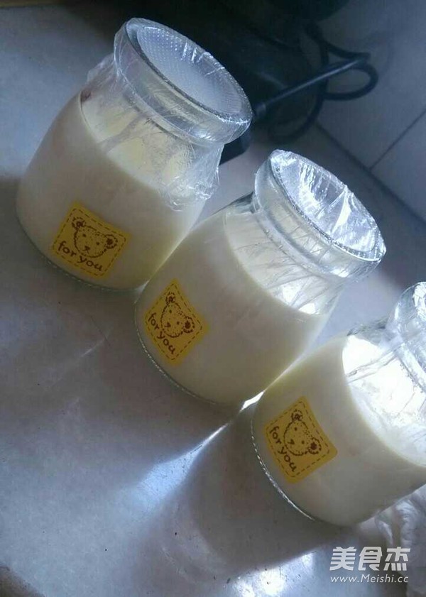 <a href=/shicai/mimian/NiuNai/index.html target=_blank><u>牛奶</u></a><a href=/shicai/rouqin/JiDan/index.html target=_blank><u>鸡蛋</u></a>布丁的做法