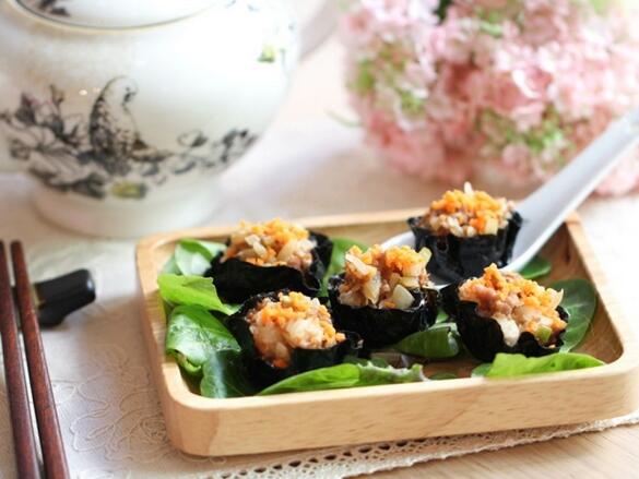 <a href=/shicai/shuichanpin/ZiCai/index.html target=_blank><u>紫菜</u></a>烧卖怎么做?