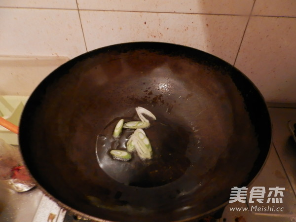 清炒大蛹的做法