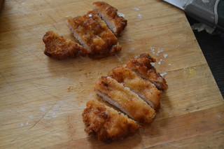 炸<a href=/shicai/rouqin/ZhuPai/index.html target=_blank><u>猪排</u></a>