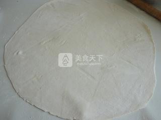 手擀尖椒<a href=/shicai/rouqin/JiDan/index.html target=_blank><u>鸡蛋</u></a>酱拌面