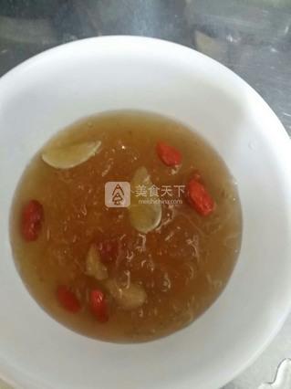 <a href=/shicai/shucai/BaiHe/index.html target=_blank><u>百合</u></a><a href=/shicai/guopin/GouQi/index.html target=_blank><u>枸杞</u></a><a href=/shicai/yaoshi/YaWo/index.html target=_blank><u>燕窝</u></a>