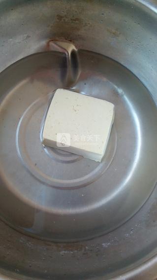 <a href=/shicai/rouqin/NiuRou/index.html target=_blank><u>牛肉</u></a>汤面