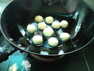 <a href=/shicai/guopin/HeiZhiMa/index.html target=_blank><u>黑<a href=/shicai/guopin/ZhiMa/index.html target=_blank><u>芝麻</u></a></u></a><a href=/shicai/mimian/NuoMi/index.html target=_blank><u>糯米</u></a>粑