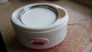 自制<a href=/shicai/mimian/SuanNai/index.html target=_blank><u>酸奶</u></a>