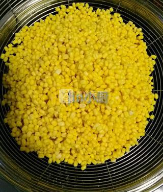 <a href=/shicai/mimian/LvDou/index.html target=_blank><u>绿豆</u></a>糕