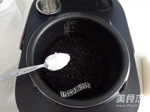 #苏泊尔•蒸汽球釜#墨米<a href=/shicai/guopin/LianZi/index.html target=_blank><u>莲子</u></a>饭的做法