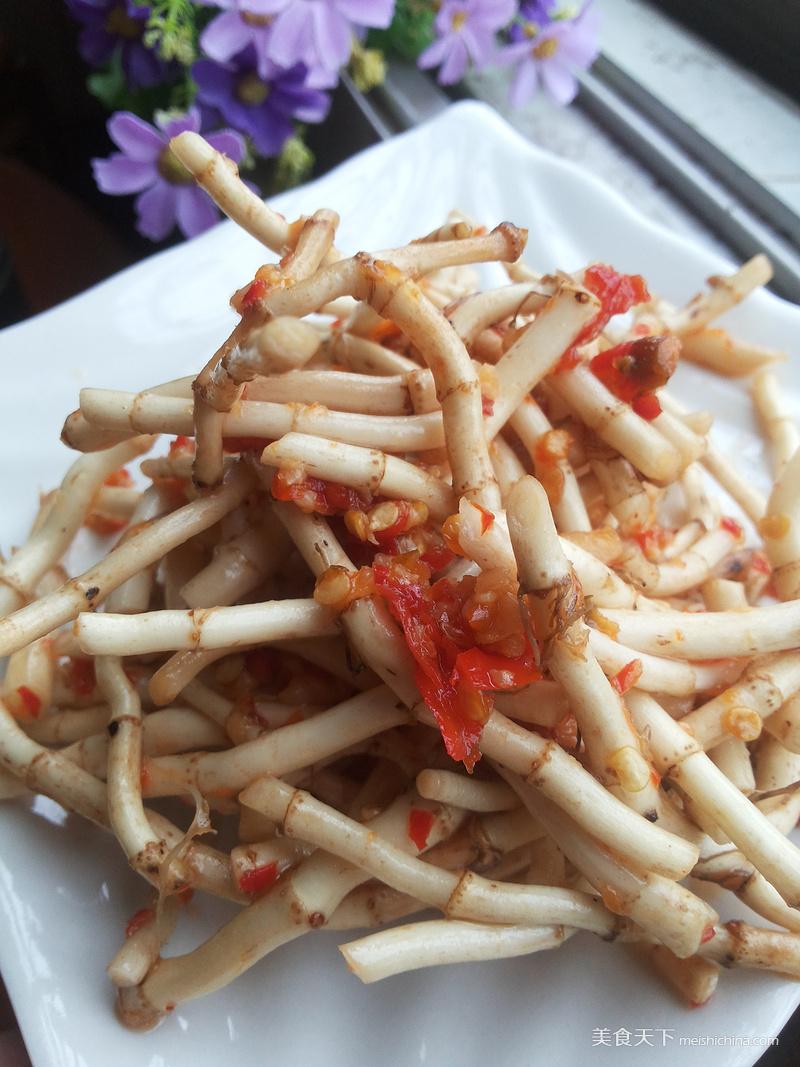 凉拌<a href=/shicai/shucai/YuXingCao/index.html target=_blank><u>鱼腥草</u></a>