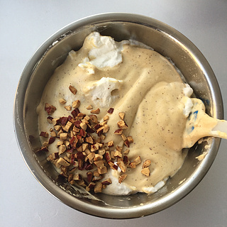 六寸红<a href=/shicai/guopin/Zao/index.html target=_blank><u>枣</u></a><a href=zt/qifengdg target=_blank><u>戚风蛋糕</u></a>