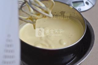 <a href=/shicai/mimian/NaiYou/index.html target=_blank><u>奶油</u></a>杯子蛋糕