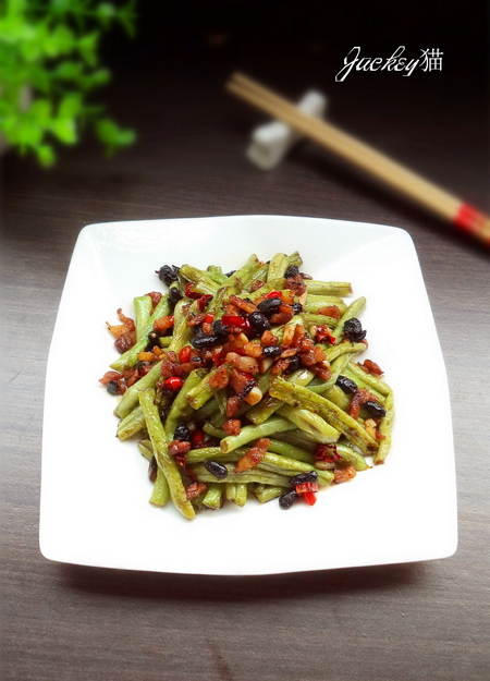 豉香<a href=/shicai/shucai/DouJiao/index.html target=_blank><u>豆角</u></a>的做法