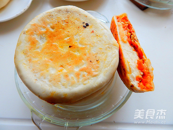 <a href=/shicai/shucai/HuLuoBo/index.html target=_blank><u>胡<a href=/shicai/shucai/LuoBo/index.html target=_blank><u>萝卜</u></a></u></a><a href=/shicai/rouqin/JiDan/index.html target=_blank><u>鸡蛋</u></a>馅饼的做法