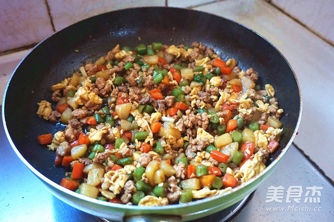 家常裤带面的做法