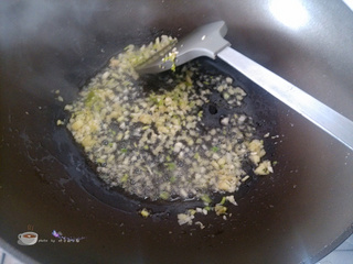 西湖<a href=/shicai/rouqin/NiuRou/index.html target=_blank><u>牛肉</u></a>羹