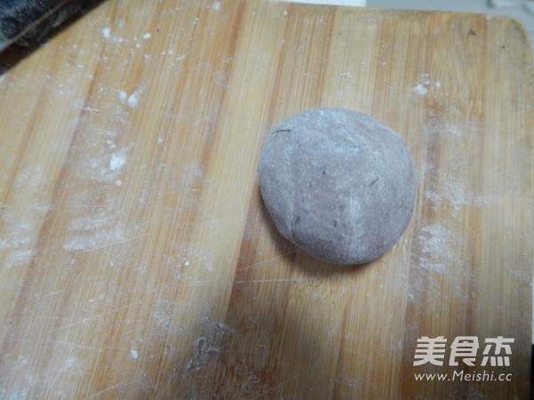 <a href=/shicai/mimian/HeiMi/index.html target=_blank><u>黑米</u></a>酒酿饼的做法