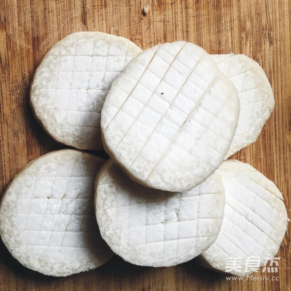 虫草花炒<a href=/shicai/shucai/XingBaoGu/index.html target=_blank><u><a href=/shicai/guopin/Xing/index.html target=_blank><u>杏</u></a>鲍菇</u></a>的做法