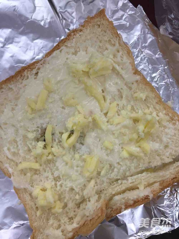 <a href=/shicai/mimian/ZhiShi/index.html target=_blank><u>芝士</u></a><a href=/shicai/mimian/TuSi/index.html target=_blank><u>吐司</u></a>的做法