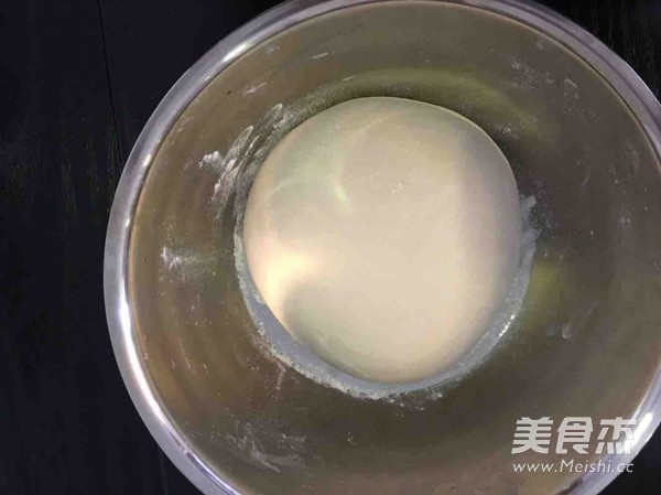 阿拉伯特色小吃 <a href=/shicai/shucai/JiuCai/index.html target=_blank><u>韭菜</u></a><a href=/shicai/rouqin/JiDan/index.html target=_blank><u>鸡蛋</u></a><a href=/shicai/rouqin/YangRou/index.html target=_blank><u>羊肉</u></a>宝的做法