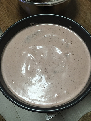 <a href=/shicai/guopin/CaoMei/index.html target=_blank><u>草莓</u></a>慕斯蛋糕