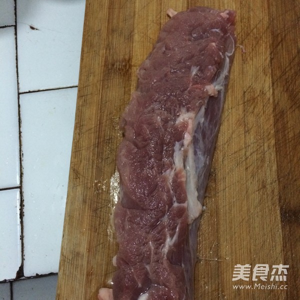 <a href=/shicai/shucai/LianOu/index.html target=_blank><u>莲<a href=/shicai/shucai/Ou/index.html target=_blank><u>藕</u></a></u></a>炒肉片的做法