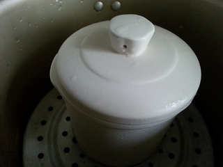 <a href=/shicai/rouqin/AnChun/index.html target=_blank><u>鹌鹑</u></a>蛋<a href=/shicai/guopin/GuiYuan/index.html target=_blank><u>桂圆</u></a><a href=/shicai/shucai/YinEr/index.html target=_blank><u>银耳</u></a>羹