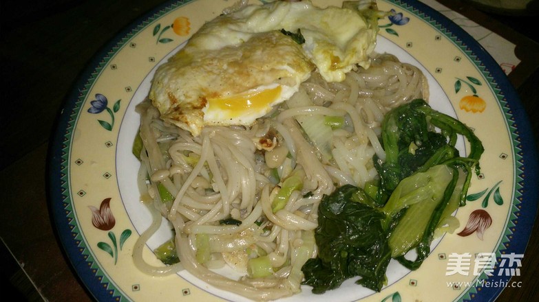 “莲花争霸”胡椒<a href=/shicai/mimian/MiFen/index.html target=_blank><u>米粉</u></a>的做法