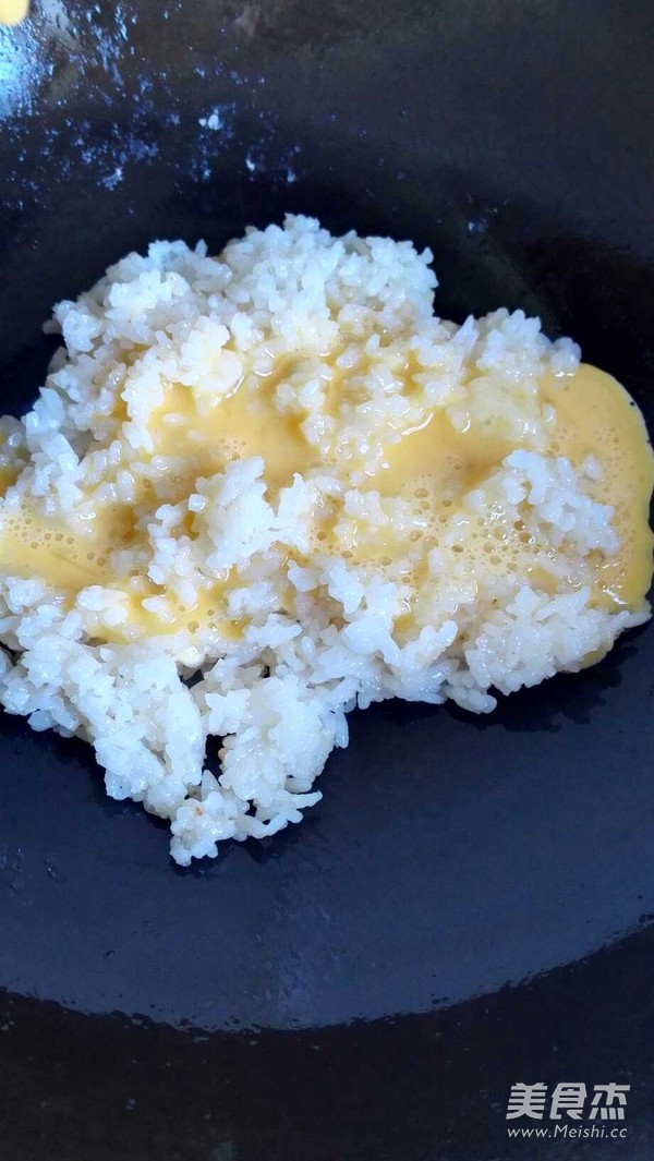 炒饭+汤,简单的一餐的做法