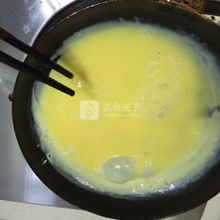 怀念儿时的味--<a href=/shicai/shucai/QingCai/index.html target=_blank><u>青菜</u></a>疙瘩汤的做法步骤:7