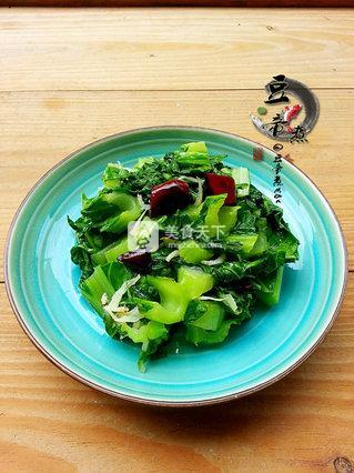 <a href=/shicai/shucai/JieCai/index.html target=_blank><u>芥菜</u></a>炒<a href=/shicai/shuichanpin/YinYu/index.html target=_blank><u>银鱼</u></a>