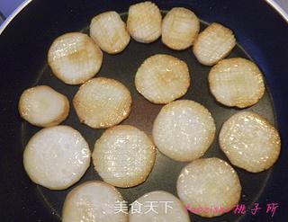 蚝汁<a href=/shicai/shucai/XingBaoGu/index.html target=_blank><u><a href=/shicai/guopin/Xing/index.html target=_blank><u>杏</u></a>鲍菇</u></a>