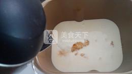 <a href=/shicai/shucai/NanGua/index.html target=_blank><u>南瓜</u></a>玫瑰<a href=/shicai/mimian/MianBao/index.html target=_blank><u>面包</u></a>