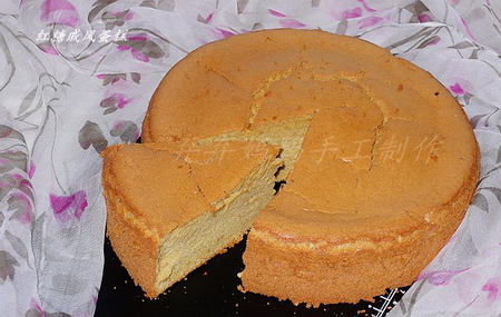 红糖<a href=zt/qifengdg target=_blank><u>戚风蛋糕</u></a>