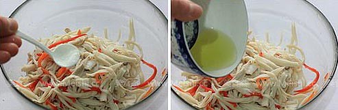 手撕<a href=/shicai/diaoweipin/CongYou/index.html target=_blank><u>葱油</u></a><a href=/shicai/shucai/XingBaoGu/index.html target=_blank><u><a href=/shicai/guopin/Xing/index.html target=_blank><u>杏</u></a>鲍菇</u></a>Rw.jpg