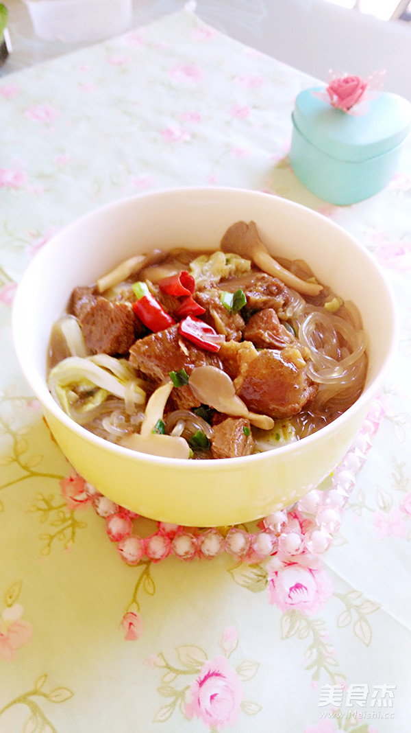 <a href=/shicai/rouqin/NiuNan/index.html target=_blank><u>牛腩</u></a><a href=/shicai/shucai/HongShu/index.html target=_blank><u>红薯</u></a>粉的做法