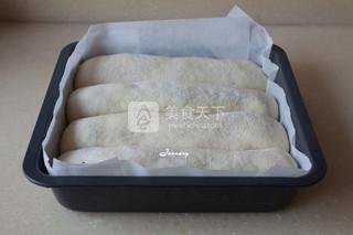 <a href=/shicai/mimian/MianBao/index.html target=_blank><u>面包</u></a>卷蛋糕