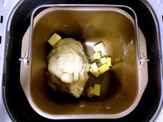 <a href=/shicai/mimian/XiaoMai/index.html target=_blank><u>小麦</u></a>胚芽热狗<a href=/shicai/mimian/MianBao/index.html target=_blank><u>面包</u></a>