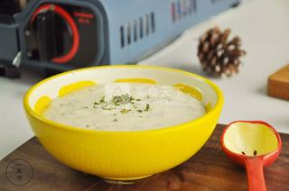 <a href=/shicai/mimian/NaiYou/index.html target=_blank><u>奶油</u></a><a href=/shicai/shucai/MoGu/index.html target=_blank><u>蘑菇</u></a>浓汤