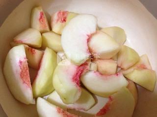 <a href=/shicai/guopin/Tao/index.html target=_blank><u>桃</u></a>子糖水