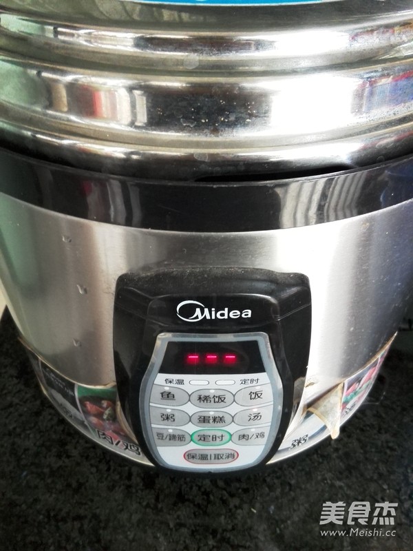 <a href=/shicai/shucai/LianOu/index.html target=_blank><u>莲<a href=/shicai/shucai/Ou/index.html target=_blank><u>藕</u></a></u></a><a href=/shicai/guopin/HuaSheng/index.html target=_blank><u>花生</u></a>素汤的做法