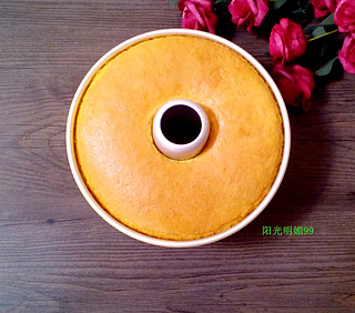 六寸中空海绵蛋糕