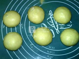 酥粒<a href=/shicai/guopin/ManYueMei/index.html target=_blank><u>蔓越莓</u></a><a href=/shicai/mimian/MianBao/index.html target=_blank><u>面包</u></a>