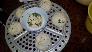 <a href=/shicai/shucai/JiuCai/index.html target=_blank><u>韭菜</u></a>漏馅大包子