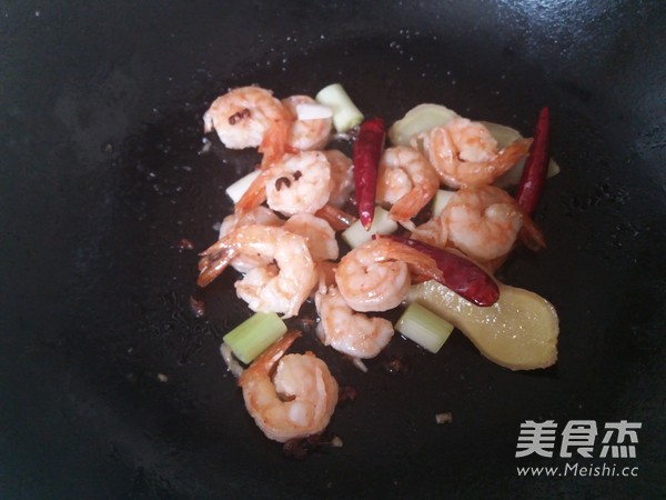 宫保虾球的做法