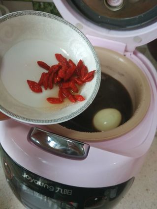 <a href=/shicai/rouqin/JiDan/index.html target=_blank><u>鸡蛋</u></a><a href=/shicai/mimian/HongDou/index.html target=_blank><u>红豆</u></a>糖水