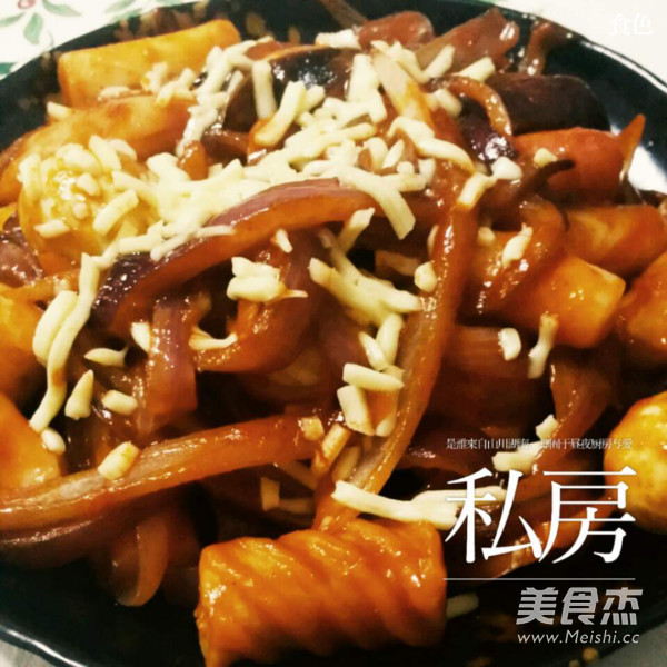 韩式辣酱炒<a href=/shicai/mimian/NianGao/index.html target=_blank><u>年糕</u></a>的做法