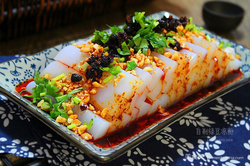 <a href=/shicai/mimian/LvDou/index.html target=_blank><u>绿豆</u></a>凉粉