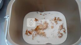 <a href=/shicai/shucai/NanGua/index.html target=_blank><u>南瓜</u></a>玫瑰<a href=/shicai/mimian/MianBao/index.html target=_blank><u>面包</u></a>